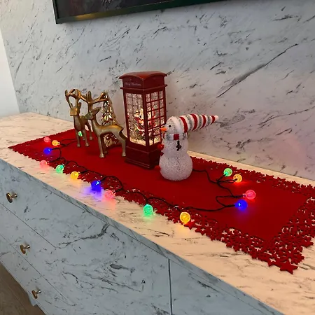 Beldorado - Waterfront Luxury Amber